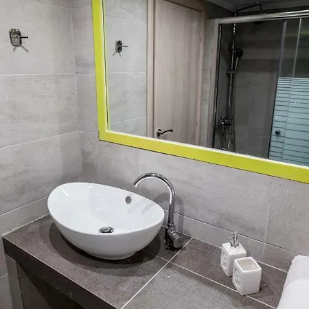 Colors In Naousa Holiday home *
